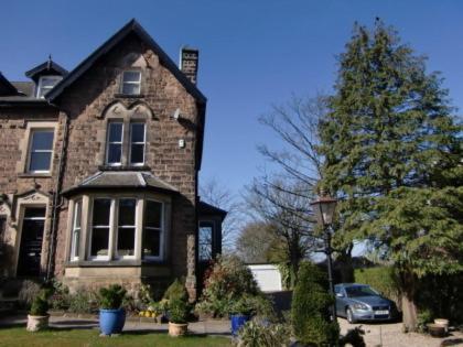 Number27Harrogate Bed & Breakfast Exterior photo