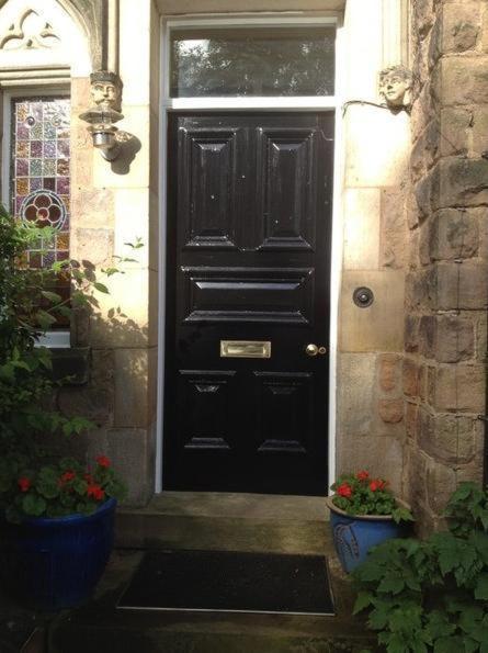 Number27Harrogate Bed & Breakfast Exterior photo